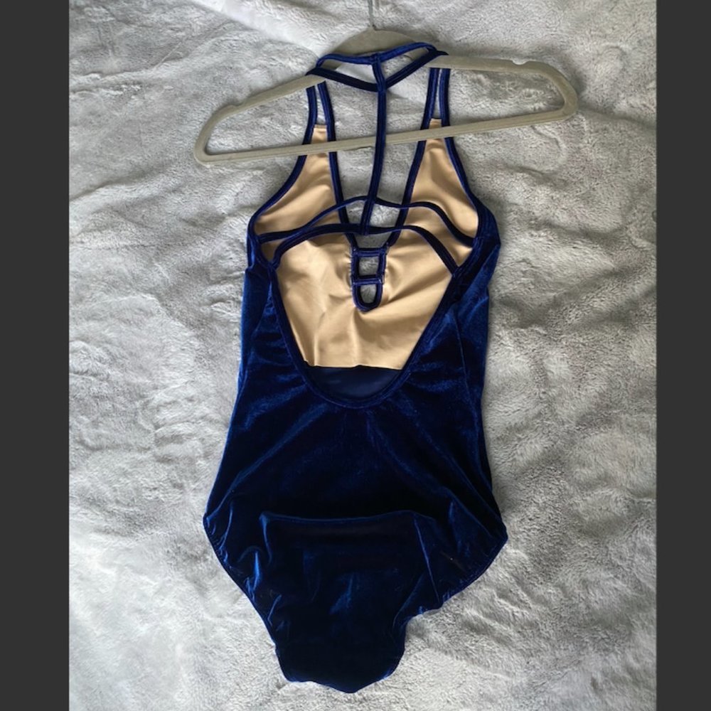 Eleve Illa leotard M